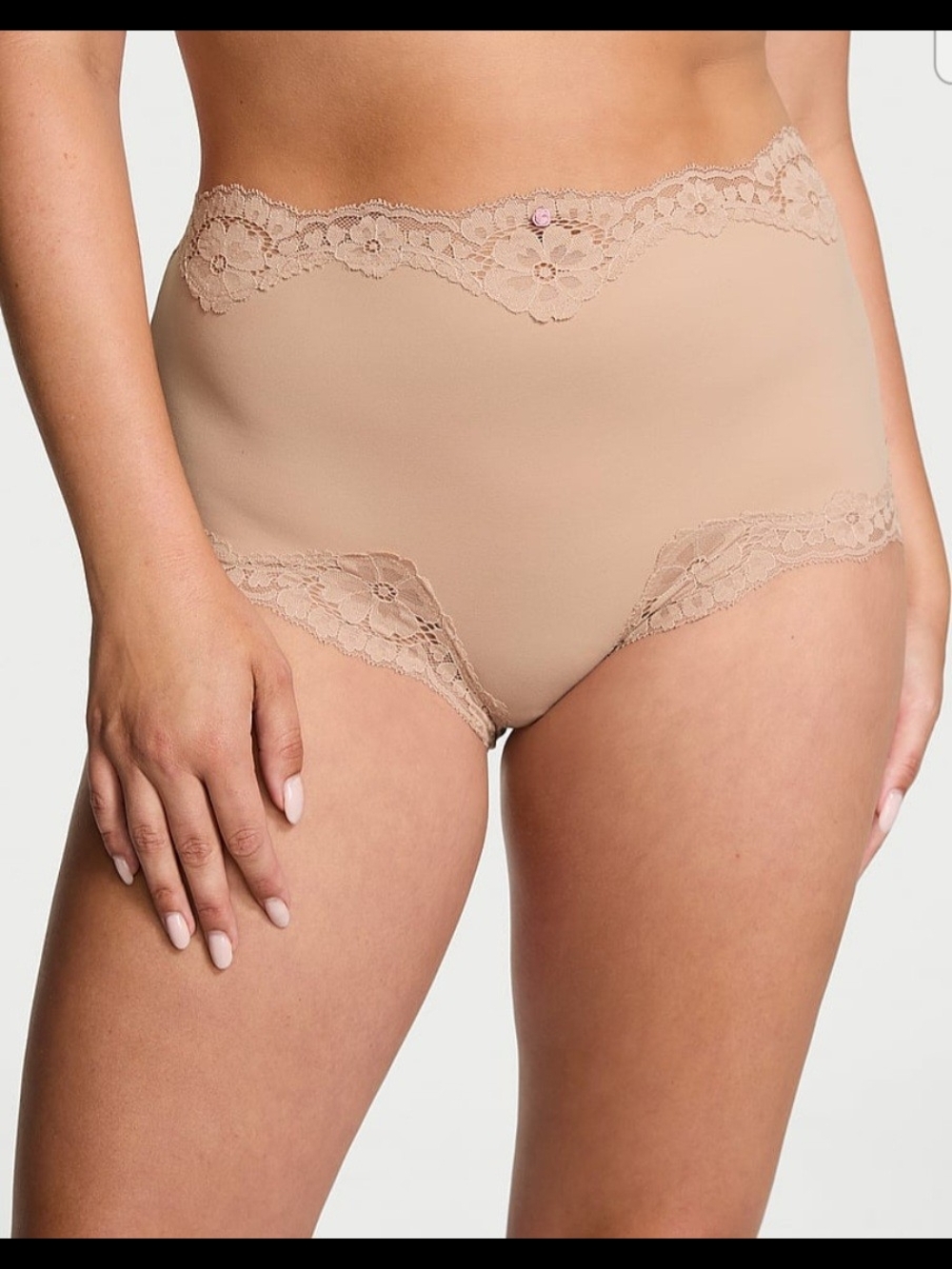 NWT Victoria's Secret Boyshort